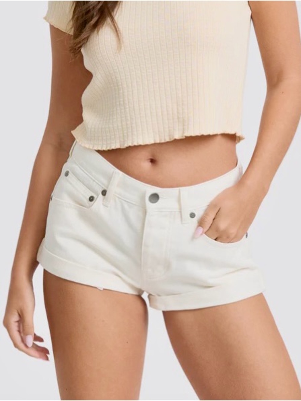 ZCO Jeans  Women’s Denim  Shorts White light distressed Rhinestone Rivets